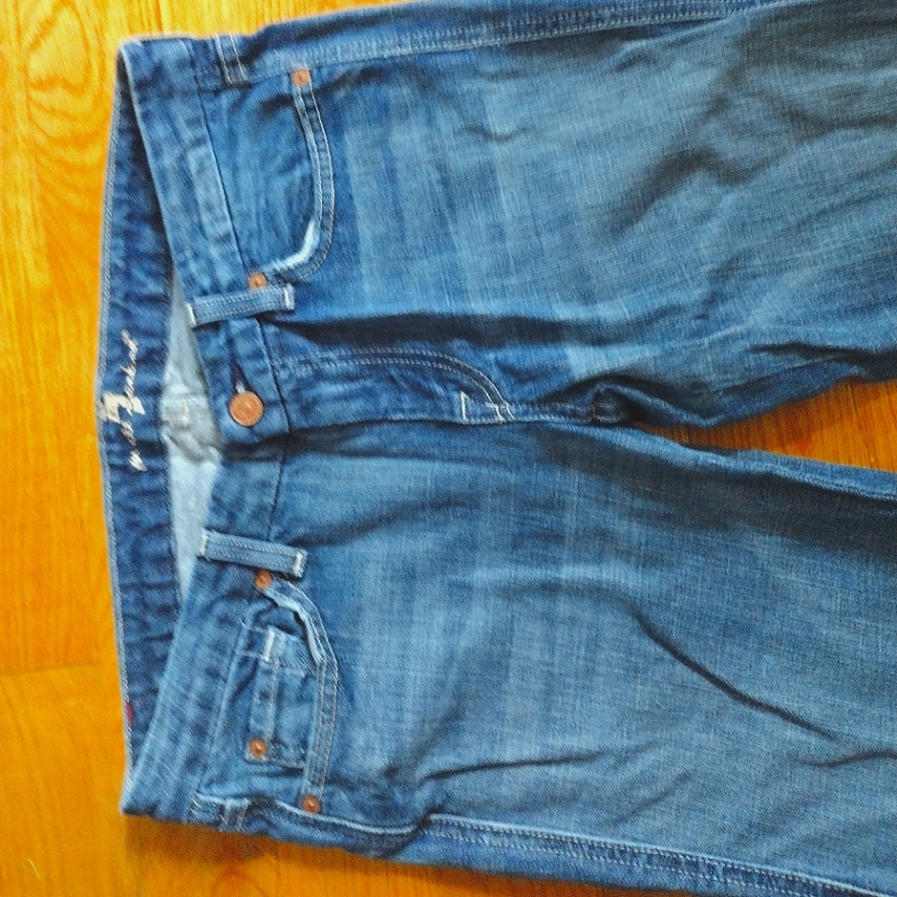 Y2K style Low Waisted Jeans- size S (27-28)